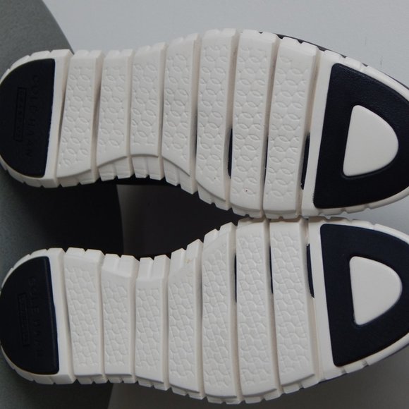 NIB Cole Haan ZEROGRAND Waterproof Hiker Boots Black Ivory Outsole Various Sizes - Picture 6 of 7